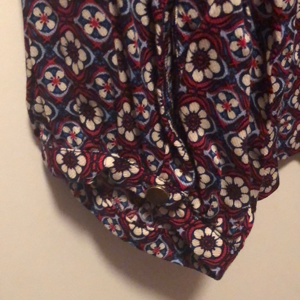 Patterned Top - Picture 3 of 3